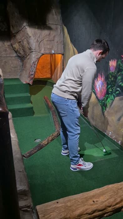 Cave Golf